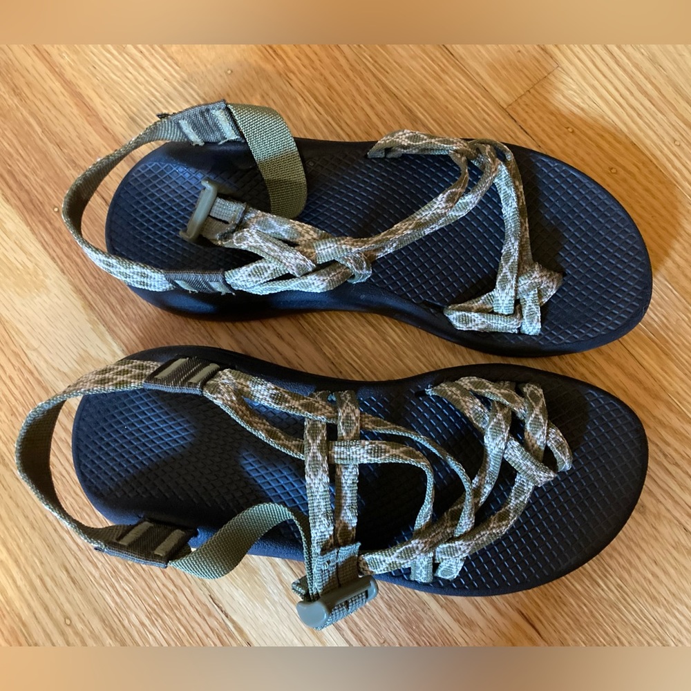 Women’s Chaco Z/Cloud X2 Size 8